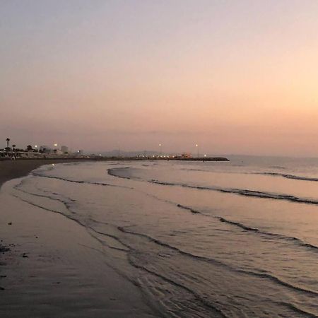 Beach Apartment Mackenzie, Larnaca Buitenkant foto